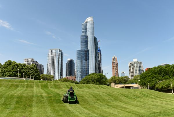 Cost of Corporate Lawn Mowing in Midland