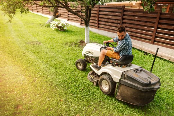 Cost of Industrial Lawn Mowing in Midland